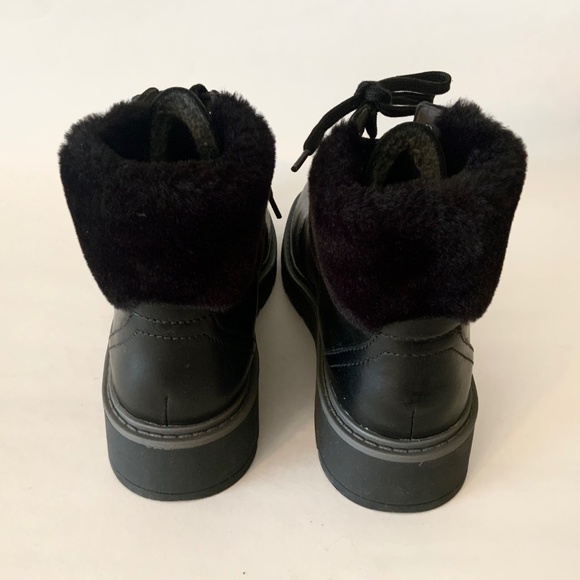 Clarks Andie Go Fur Lace-Up Black Leather Ankle Boots Casual Winter Booties 7.5 - Picture 11 of 13